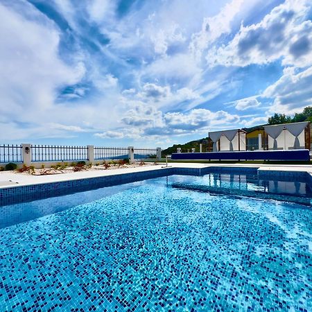 The White Pearl Boutique Villa Balcsik Kültér fotó