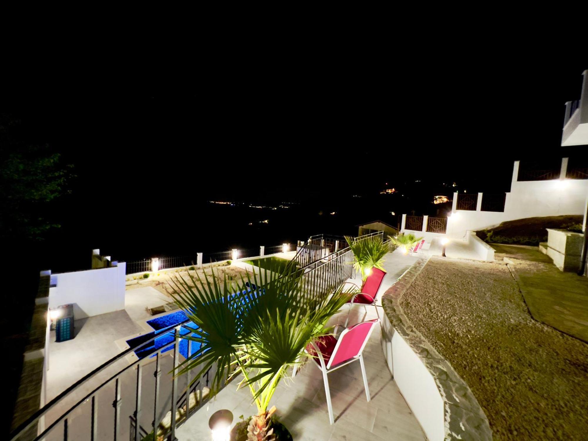 The White Pearl Boutique Villa Balcsik Kültér fotó